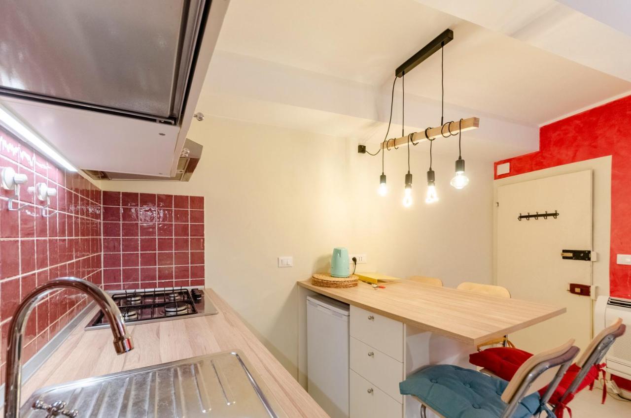 제노바 Joivy Cosy Flat In The Centre 아파트 외부 사진